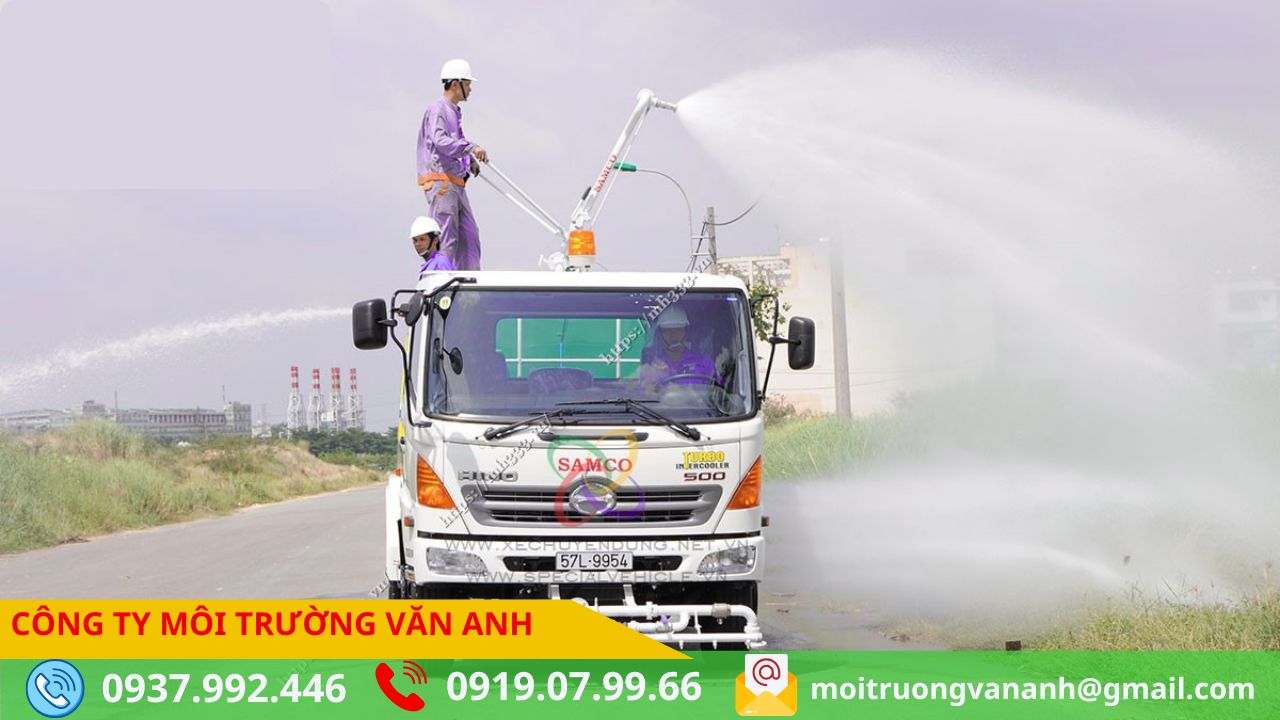 xe bồn tưới cây